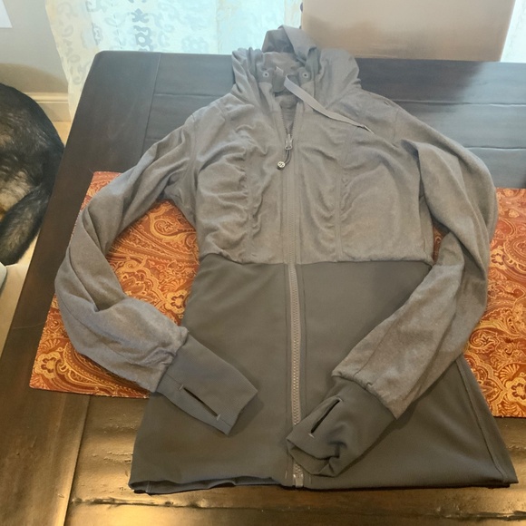 Lululemon Dance Studio Jacket Women Gray Reversible Full Zip Hooded, size 6,NWOT - Picture 7 of 10